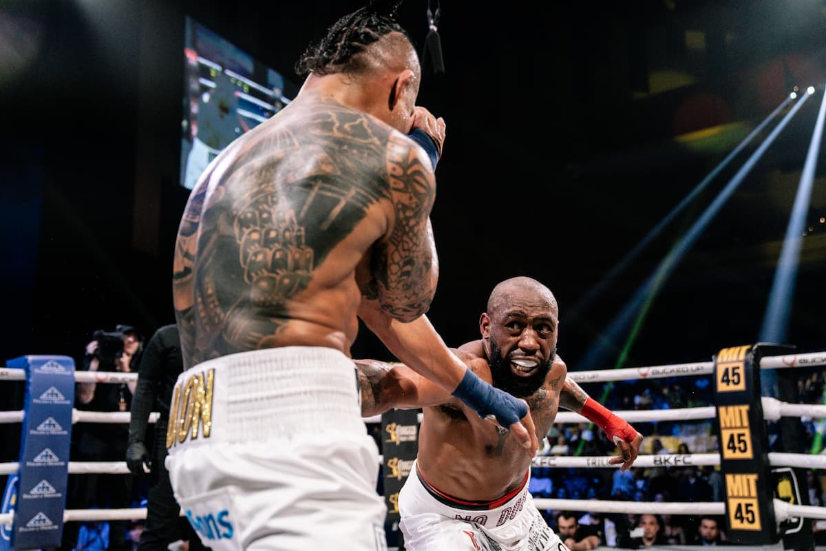 Austin Trout lands title in bare knuckle fight against Luis Palomino at ...