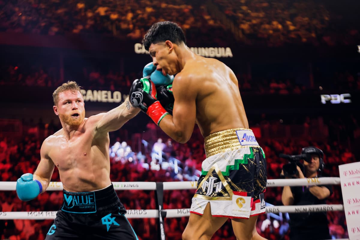 Photos: Canelo Alvarez knocks Jaime Munguia down, retains title by decision