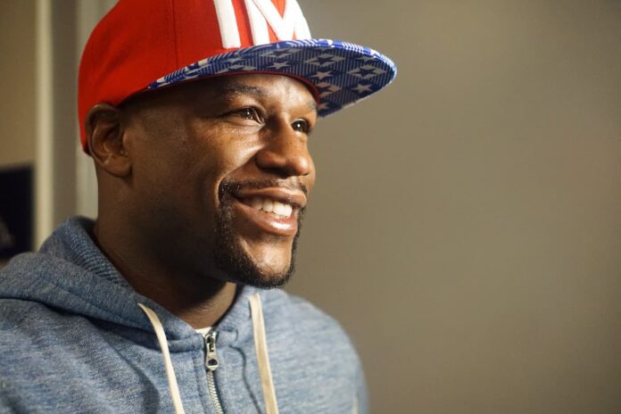Floyd Mayweather Jr faces John Gotti III in rematch in Mexico City in August
