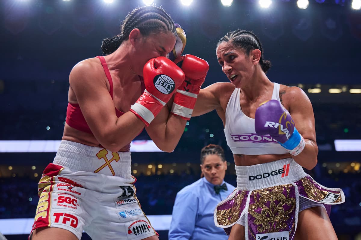 Video: Amanda Serrano TKO's Stevie Morgan in second round