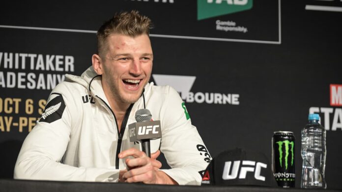 Dan Hooker to face Mateusz Gamrot at UFC 305