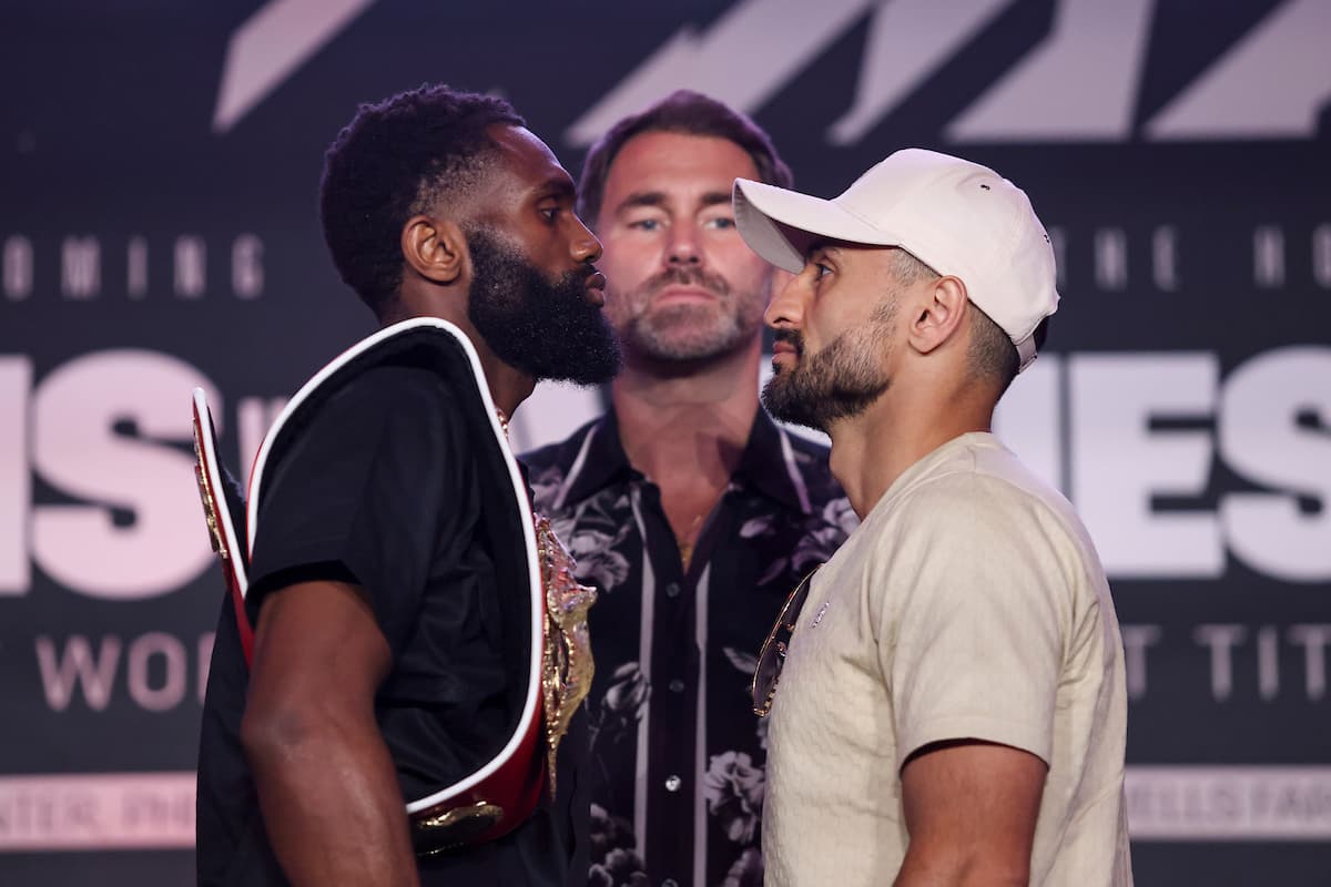 Jaron Ennis and David Avanesyan go face to face