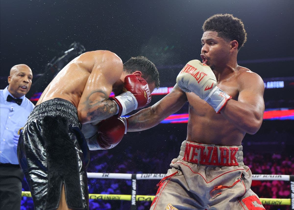 Shakur Stevenson vs Artem Harutyunyan