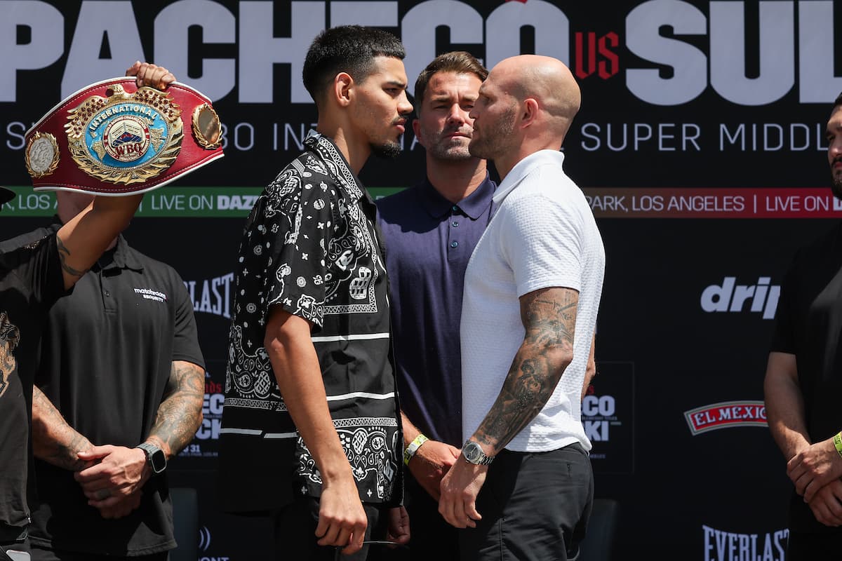 Diego Pacheco vs Maciej Sulecki faceoff