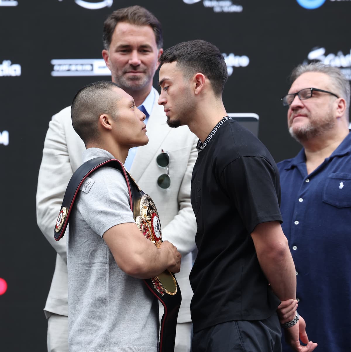 Isaac Cruz and Jose Valenzuela go face to face