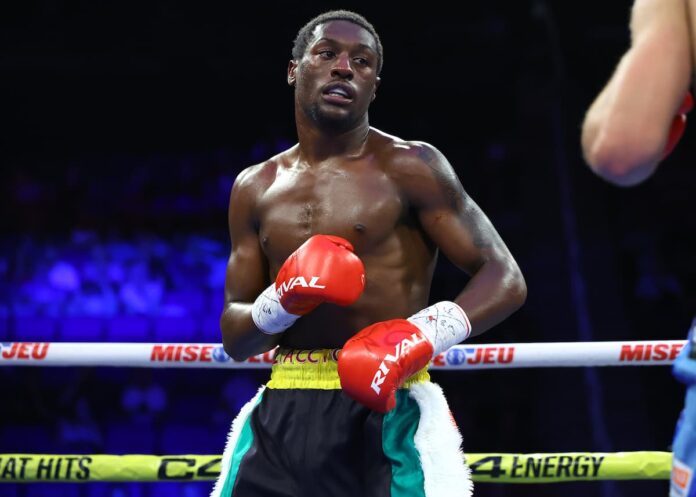 Jahi Tucker defeats Santiago Fernandez in Quebec City, Canada.