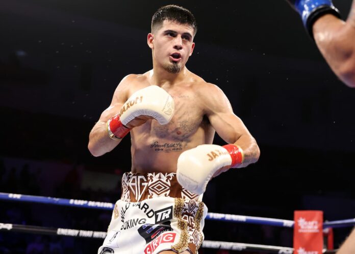 Alan Garcia vs Ricardo Fernandez set for Munguia vs Bazinyan undercard