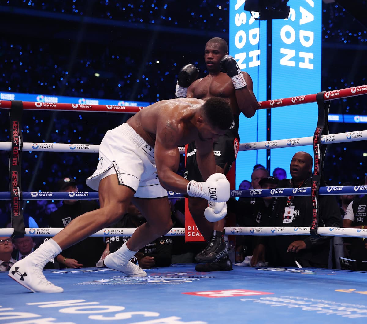 Daniel Dubois drops Anthony Joshua