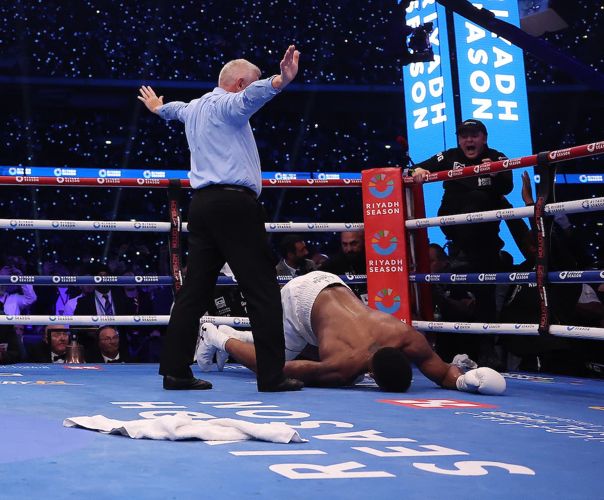 Daniel Dubois knocks out Anthony Joshua