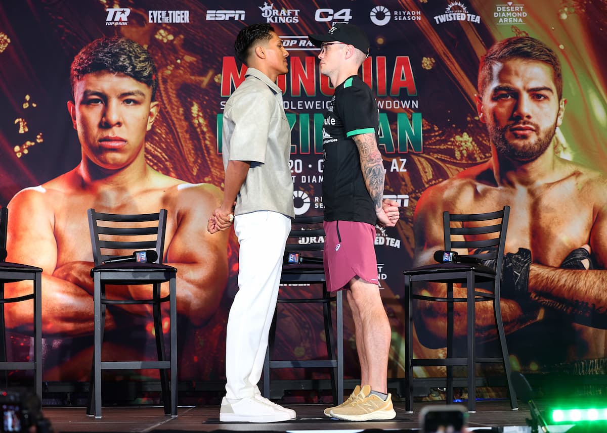 Emiliano Vargas and Larry Fryers go face to face