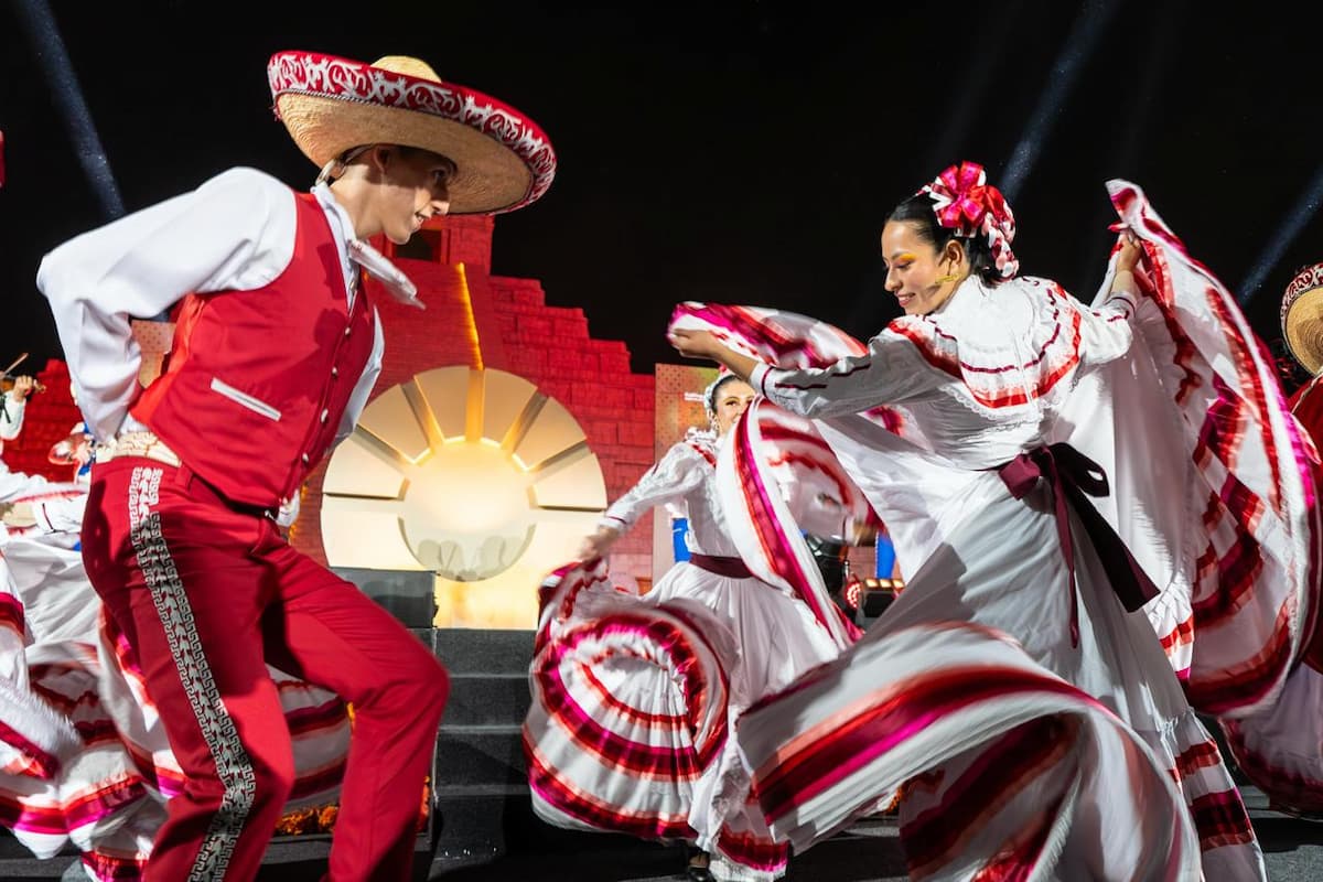 Latino Night Grand Arrivals