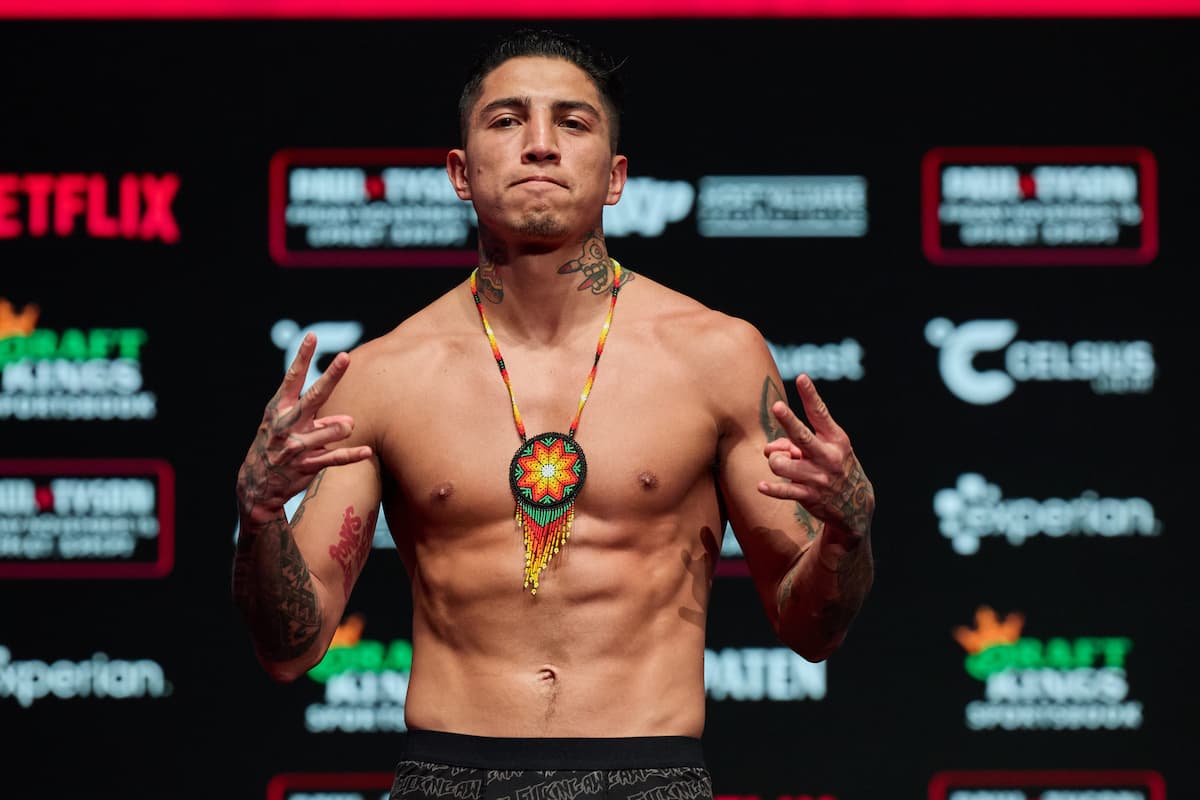 Mario Barrios weighs-in