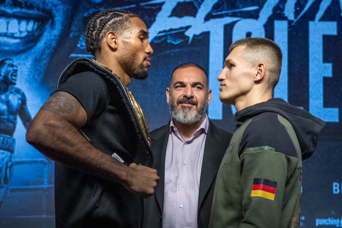 Osleys Iglesias and Petro Ivanov come face to face