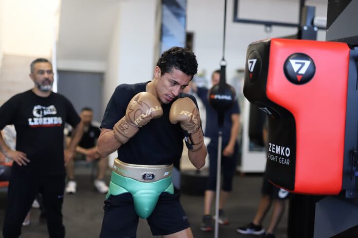 Rafael Espinoza prepares for Robeisy Ramirez rematch