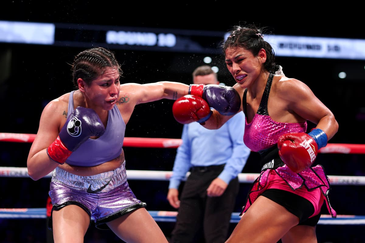 Marlen Esparza vs Arely Mucino