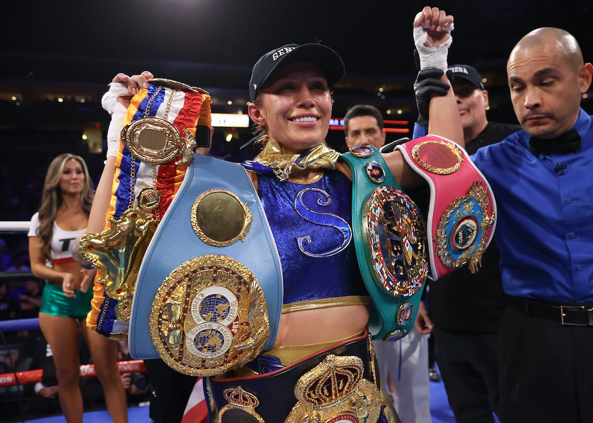 Seniesa Estrada wins undisputed title