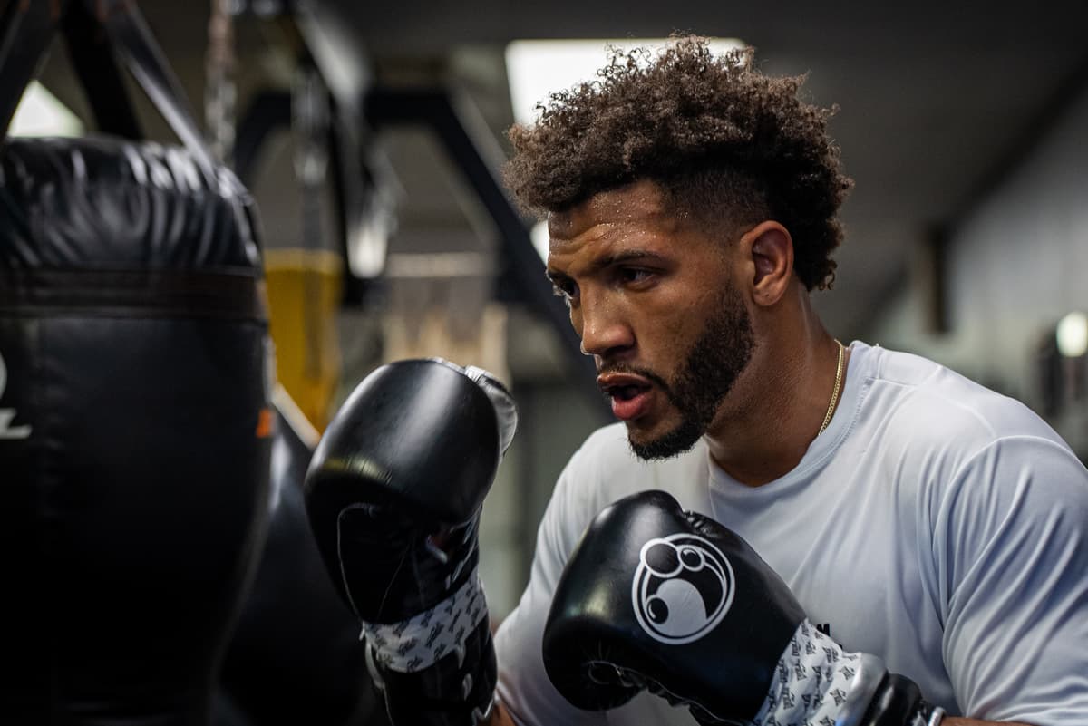 David Morrell training for his fight against David Benavidez