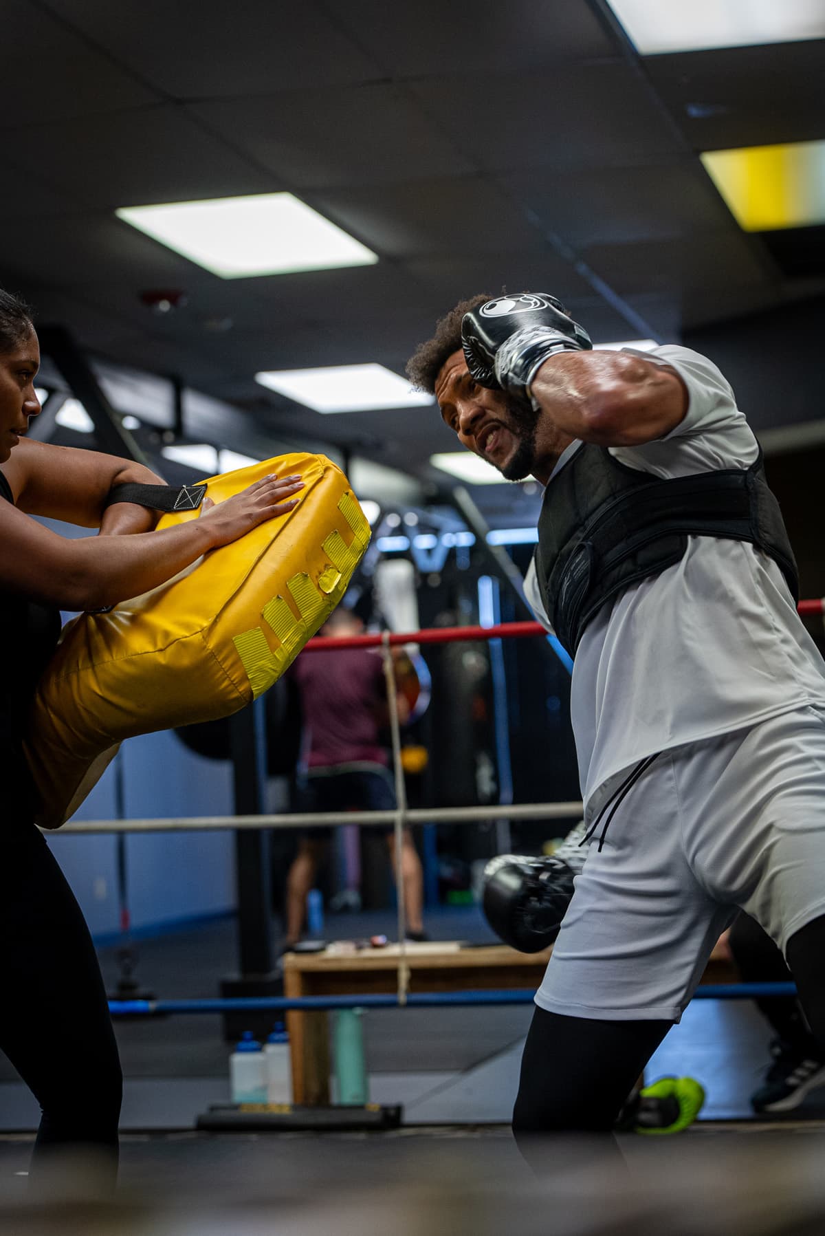 David Morrell training for his fight against David Benavidez