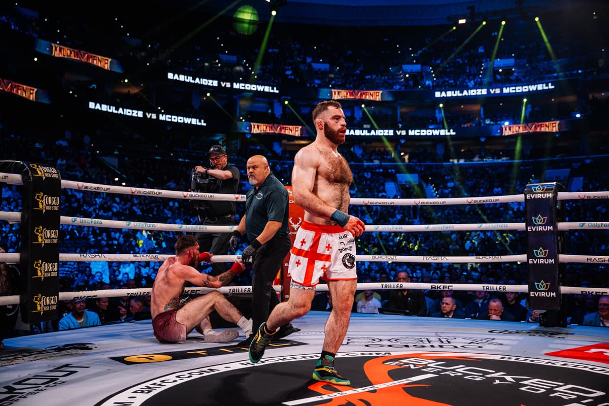 Itso Babulaidze vs Bryan McDowell