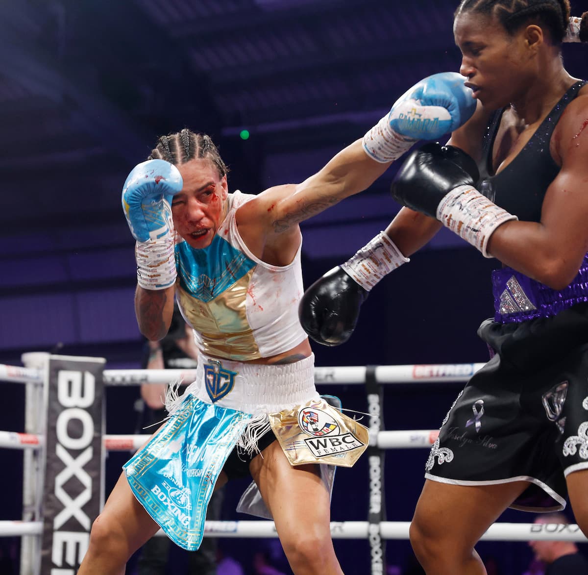 Jessica Camara during her bout against Caroline Dubois