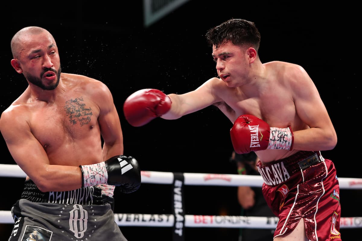 Leonardo Rubalcava during his bout against Israel Mercado