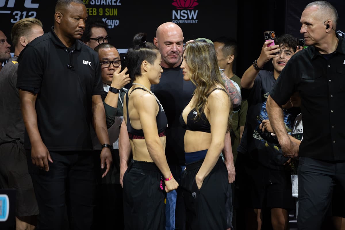 Weili Zhang and Tatiana Suarez come face-to-face