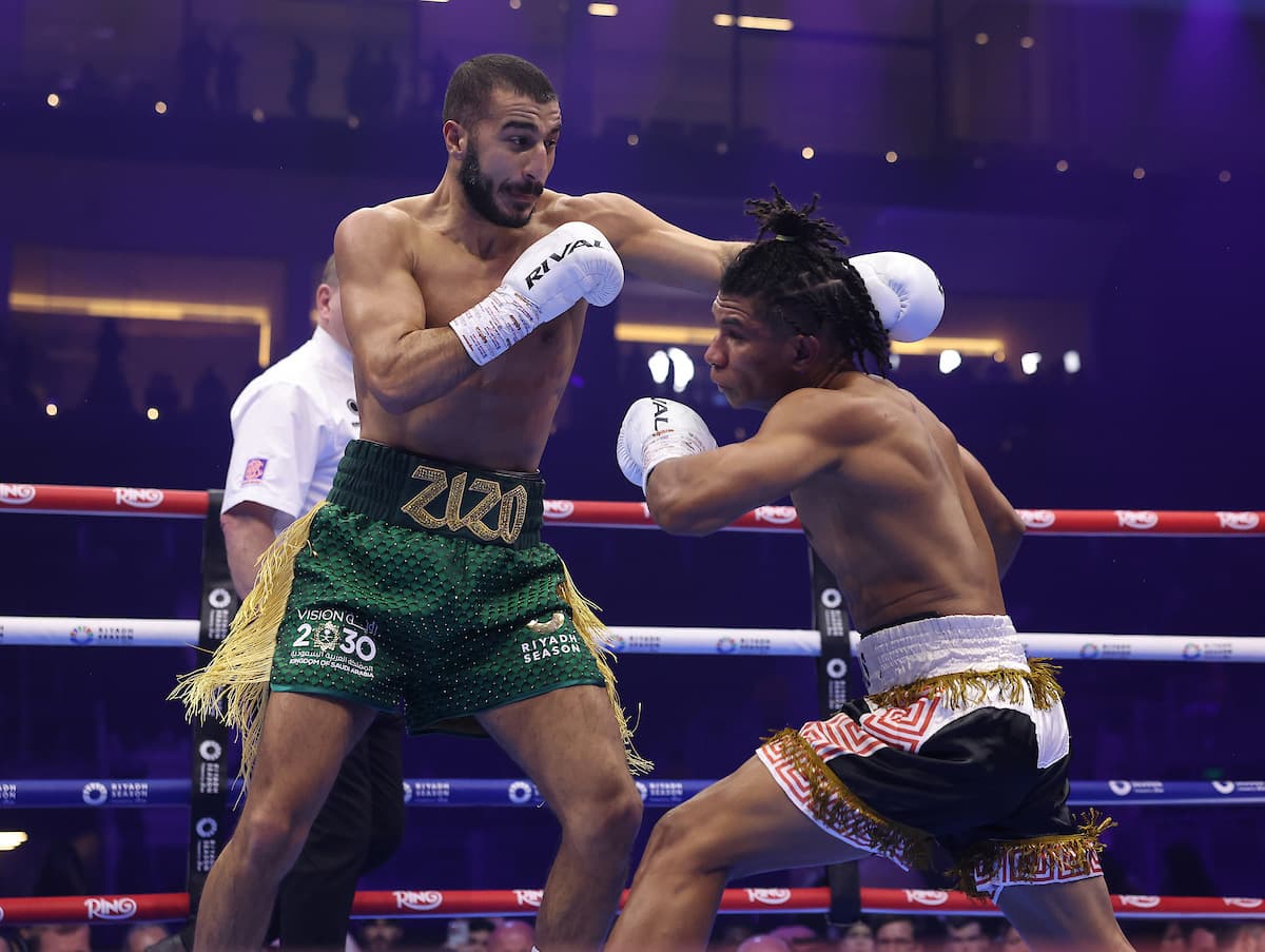 Ziyad Almaayouf vs Jonatas Rodrigo Gomes de Oliveira