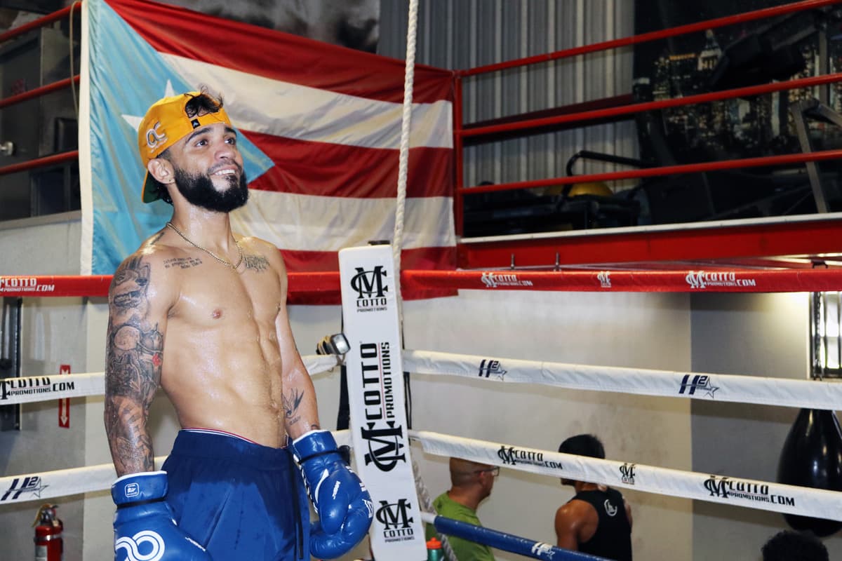 Oscar Collazo in the ring